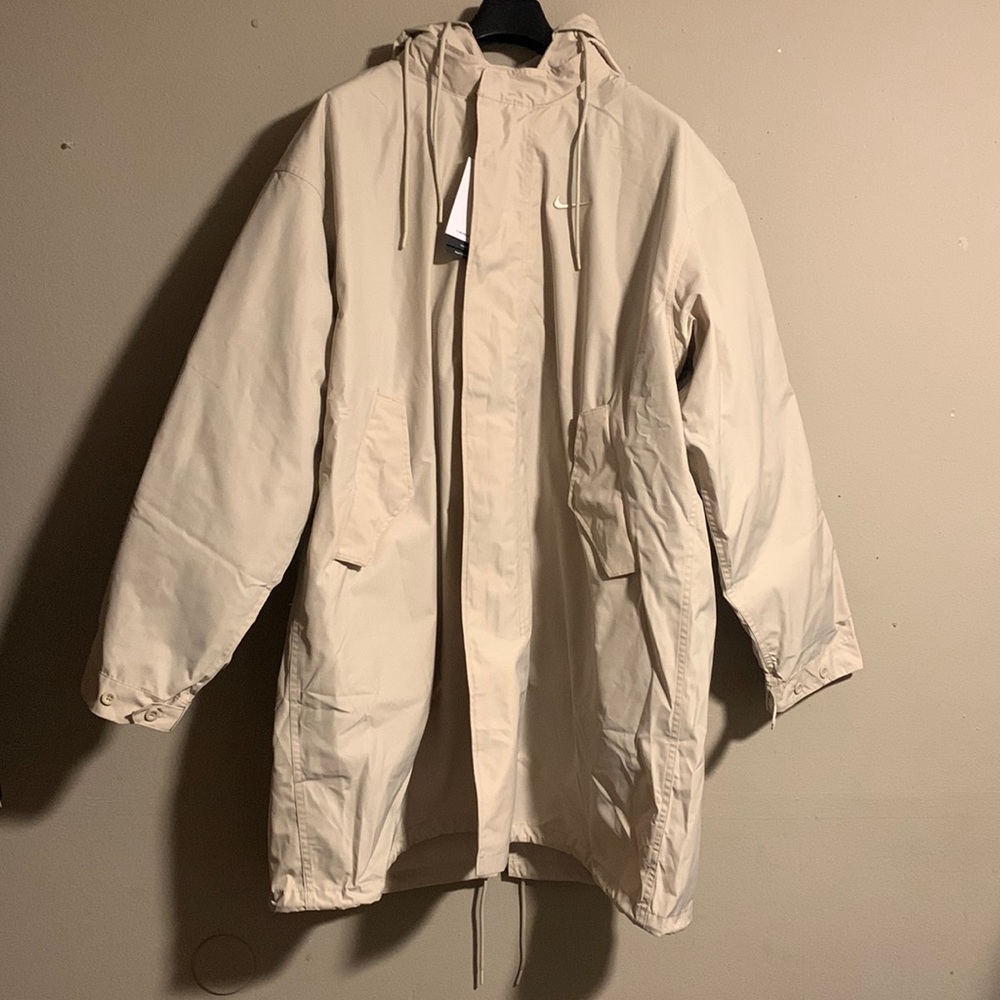 Nike Therma Tech trenchcoat